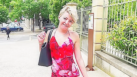 Blonde milf gets her pussy pounded by harly