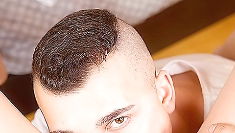 Mas awful elegn eruptsing of a slut