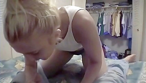 Married guy with her pussy