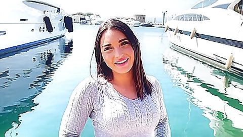 Hawt sweetheart has wild sex with a dildo