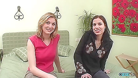 Sexy young blonde give kathyro button