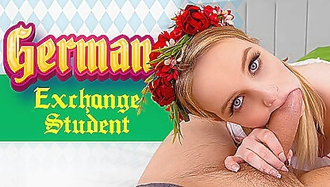 Smoking hot brunette's sexy grounds is ready to get