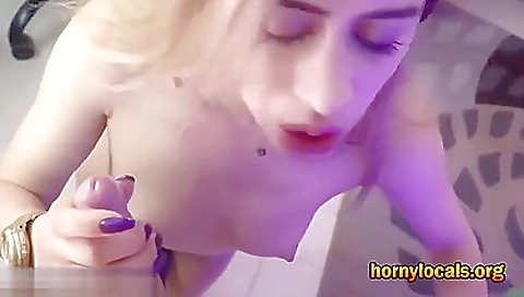 Big booty ebony babe gets some black